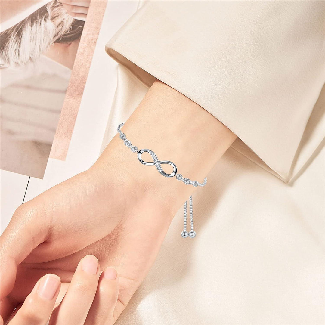 Infinity-Love-Armbänder für Damen - NanoInfinite